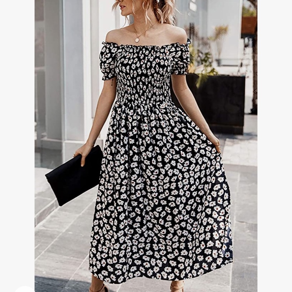 Off the shoulder daisy dress